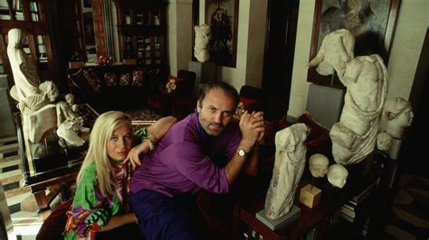 gianni versace tumore orecchio|Versace's Legacy After Gianni Versace's Death .